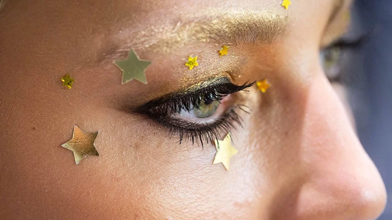 ParpadosCaidosApertura