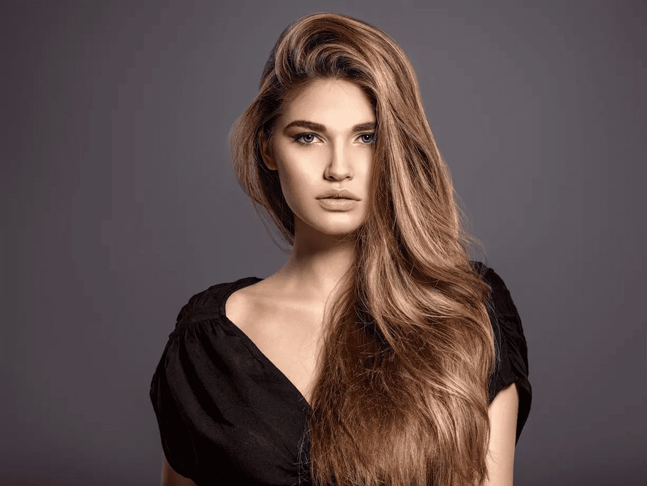 Reflejos en pelo castaño: consigue un look natural | L'Oréal Paris