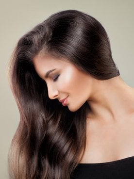 Qué te conviene más un tinte o un baño de color | L’Oréal Paris