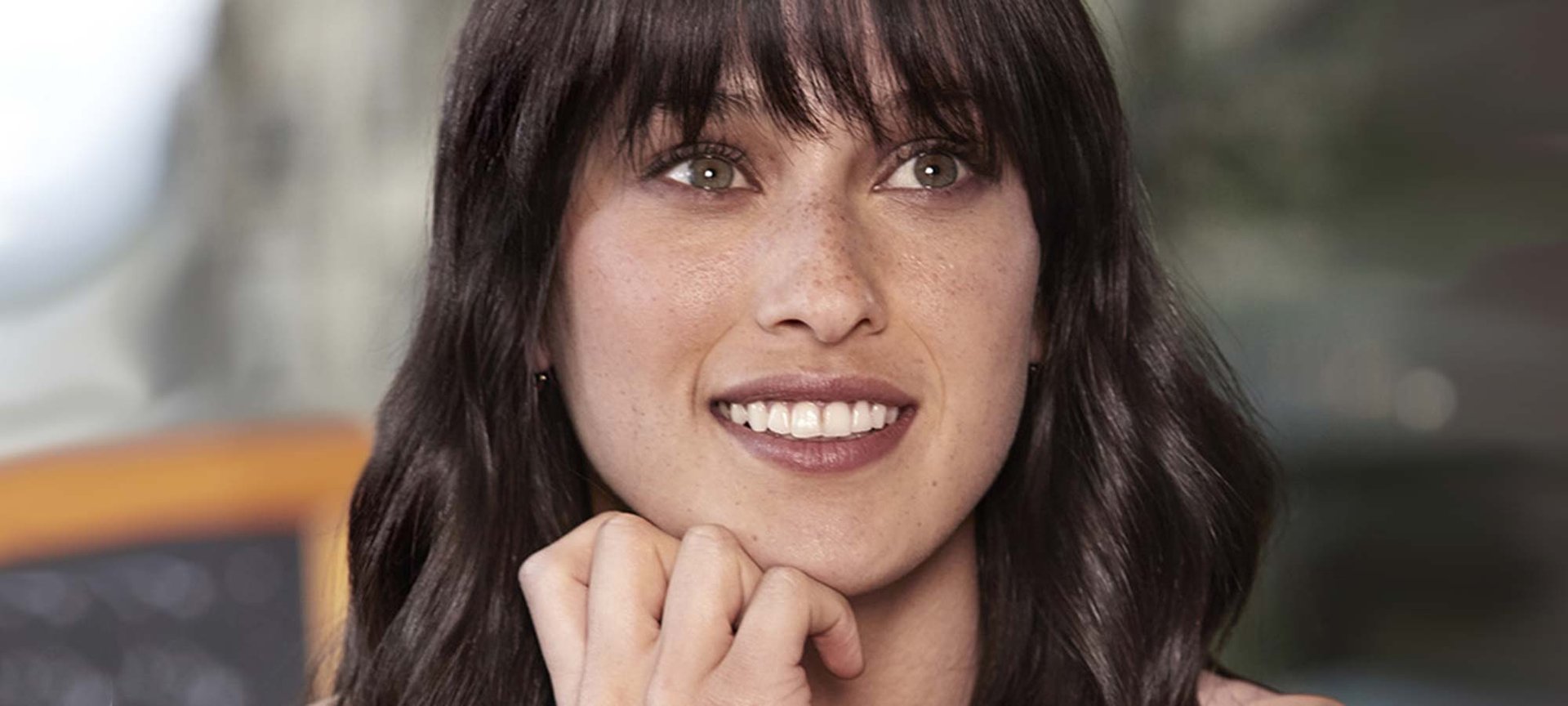 Resuelve todas tus dudas sobre coloración con las respuestas de nuestros expertos y con las distintas gamas de coloración de L’Oréal Paris.