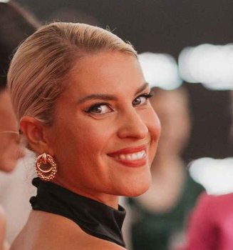 La técnica de coloración para disimular las canas se llama mechas espiga| L'Oréal Paris