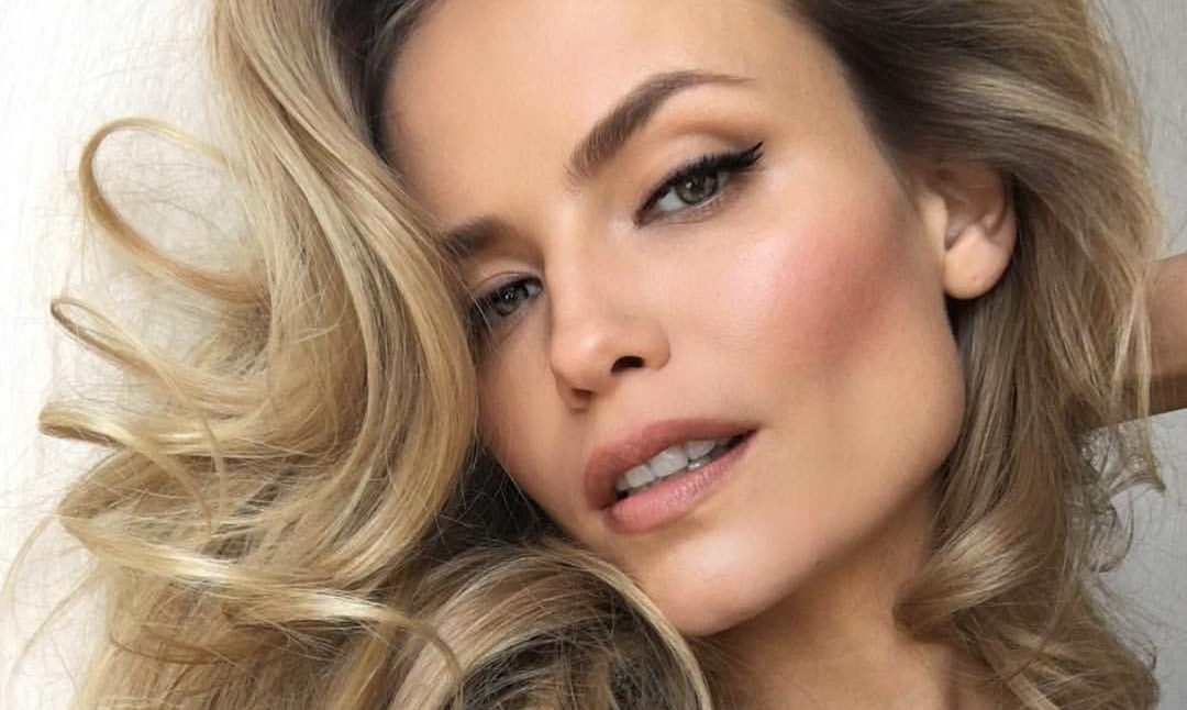 Estas son las mechas que rejuvenecen el rostro| L'Oréal Paris