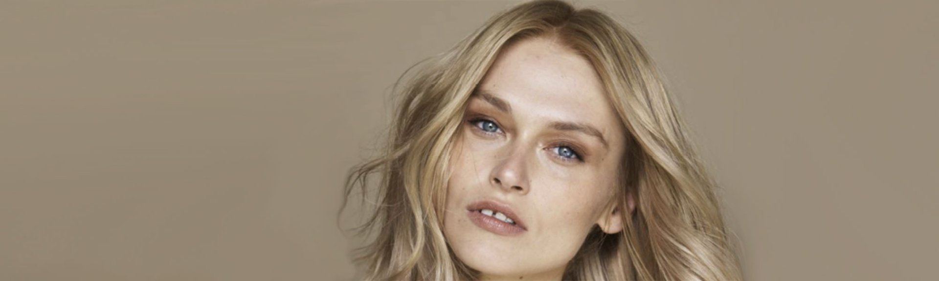 Atrévete con unas mechas sin amoniaco de la mano de la nueva gama Universal Nudes Excellence Creme de L’Oréal Paris.