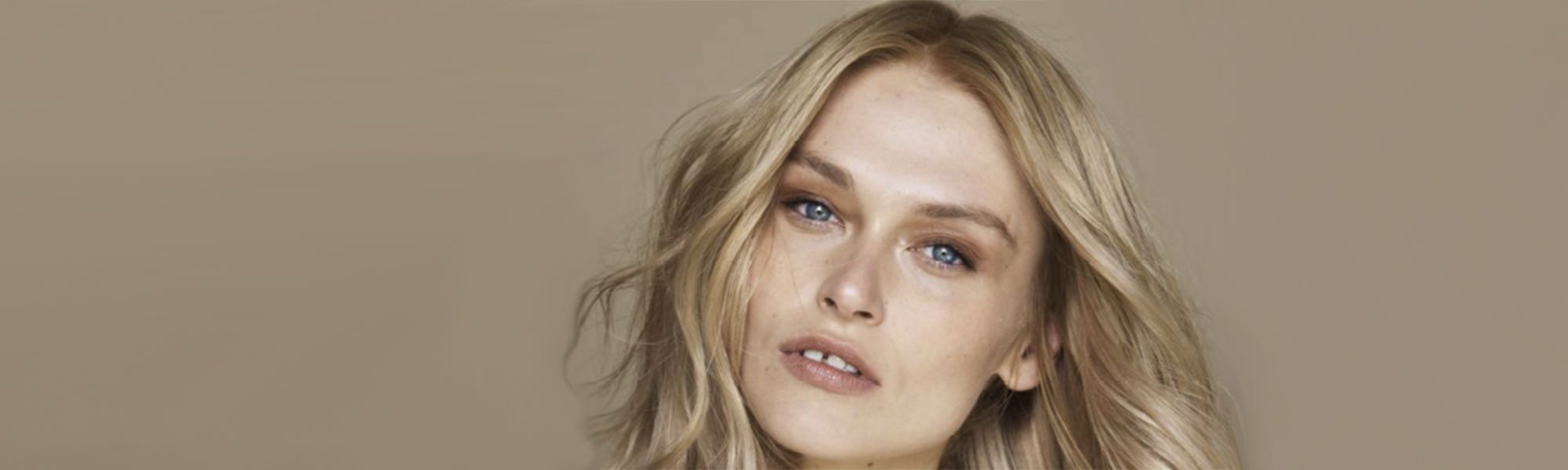 Atrévete con unas mechas sin amoniaco de la mano de la nueva gama Universal Nudes Excellence Creme de L’Oréal Paris.