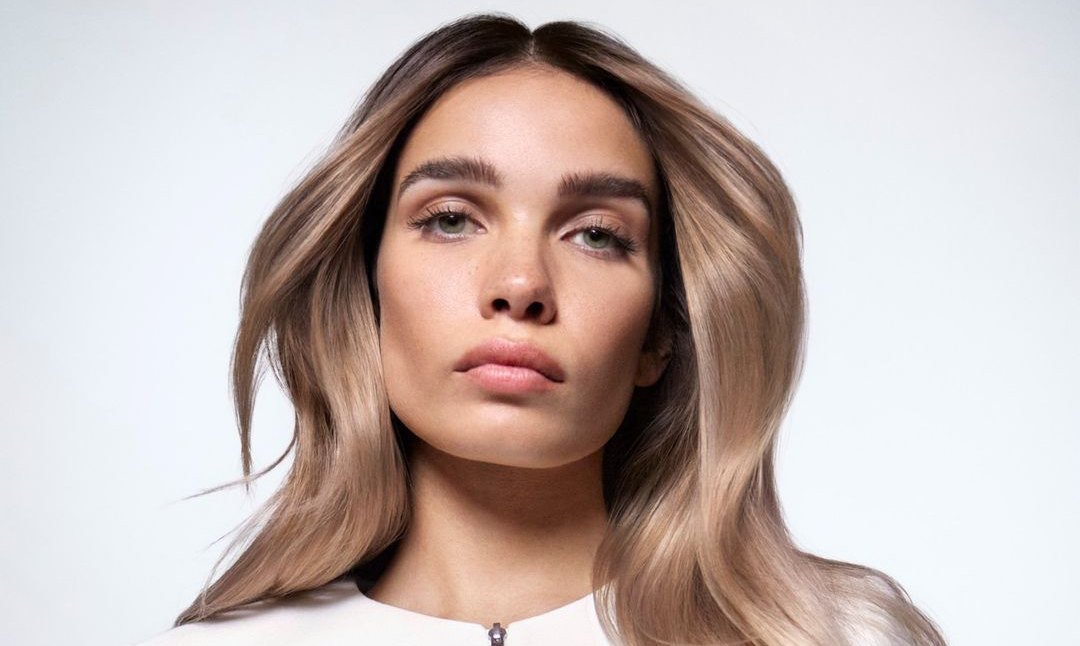 Qué son y a quién favorecen las mechas somky gold | L'Oréal Paris