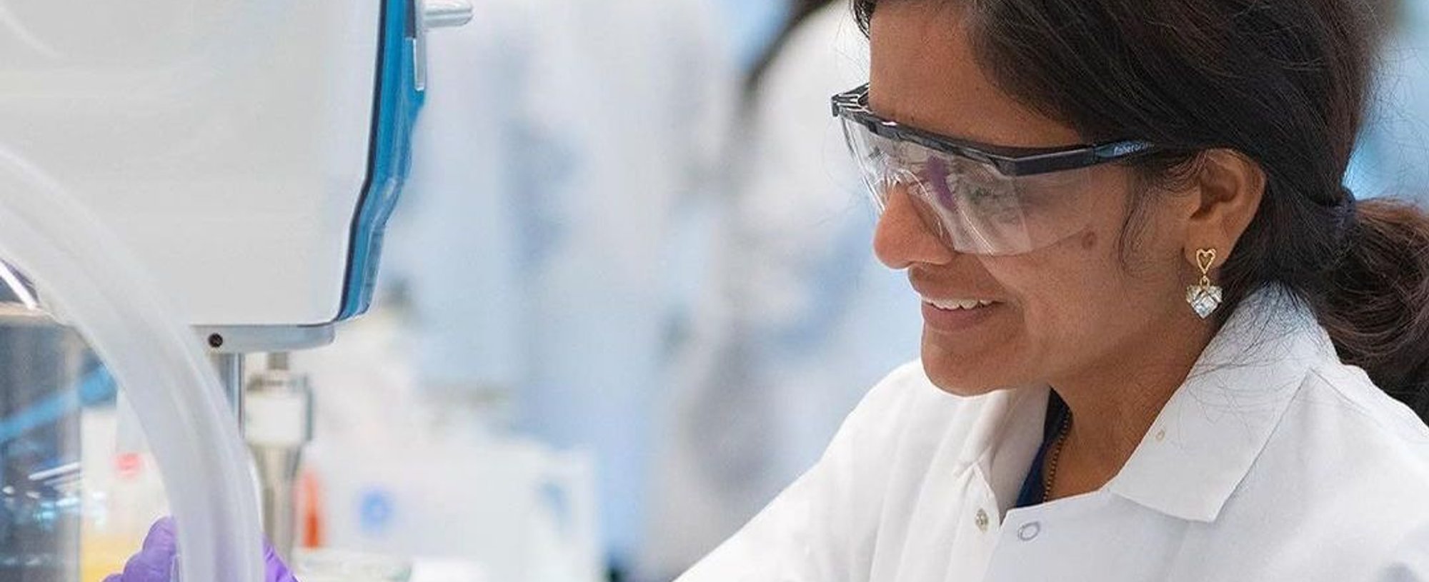 Acciones que lleva a cabo L'Oréal para reducir el uso de plásticos de un solo uso | L'Oréal Paris