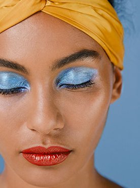 bajo mar maquillaje ojos azul