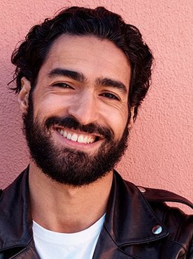 como peinar barba