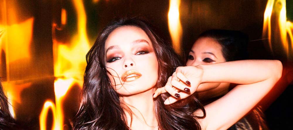 descubre maquillaje con que brillaras estas fiestas