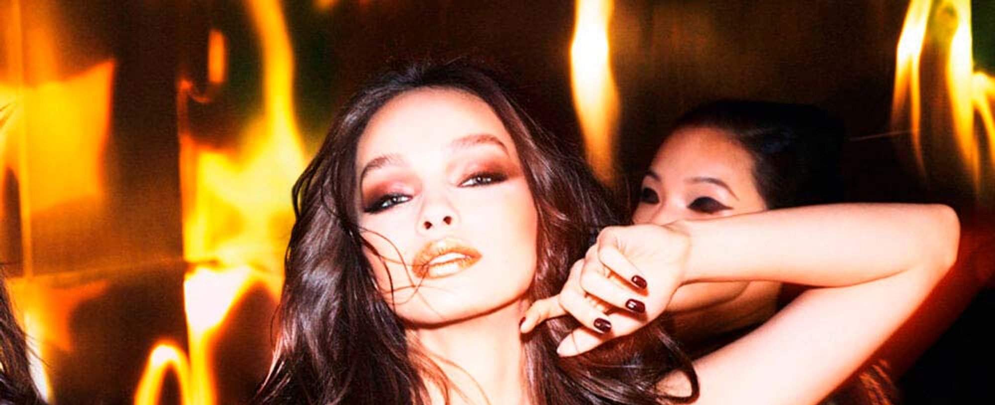 descubre maquillaje con que brillaras estas fiestas