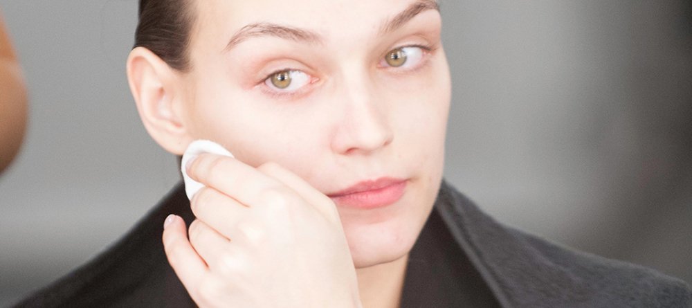 limpia tu rostro forma mas suave