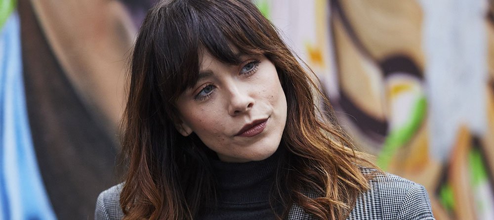 luce cabello volumen