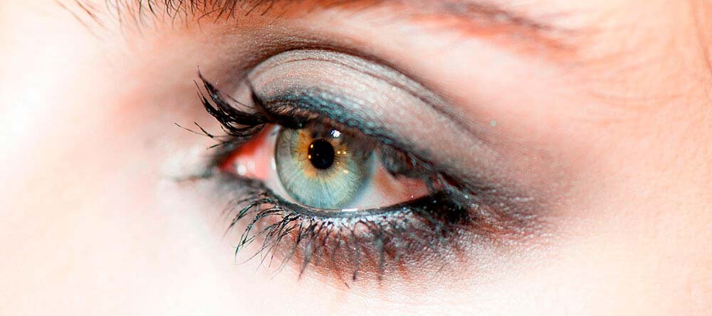 pestanas largas complemento cualquier look