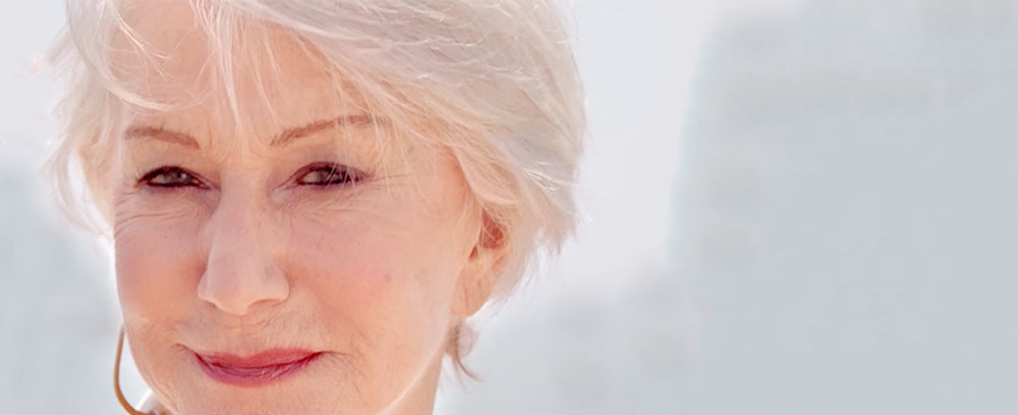 Prueba como Helen Mirren la miel de Manuka, de la mano de la gama Age Perfect Nutrición Intensa de L’Oréal Paris.