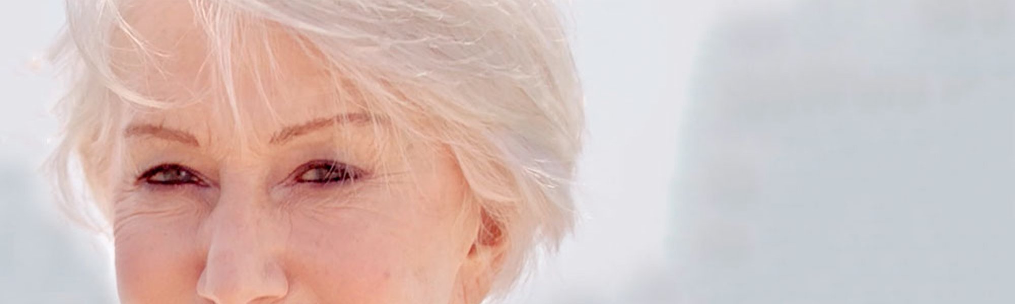 Prueba como Helen Mirren la miel de Manuka, de la mano de la gama Age Perfect Nutrición Intensa de L’Oréal Paris.