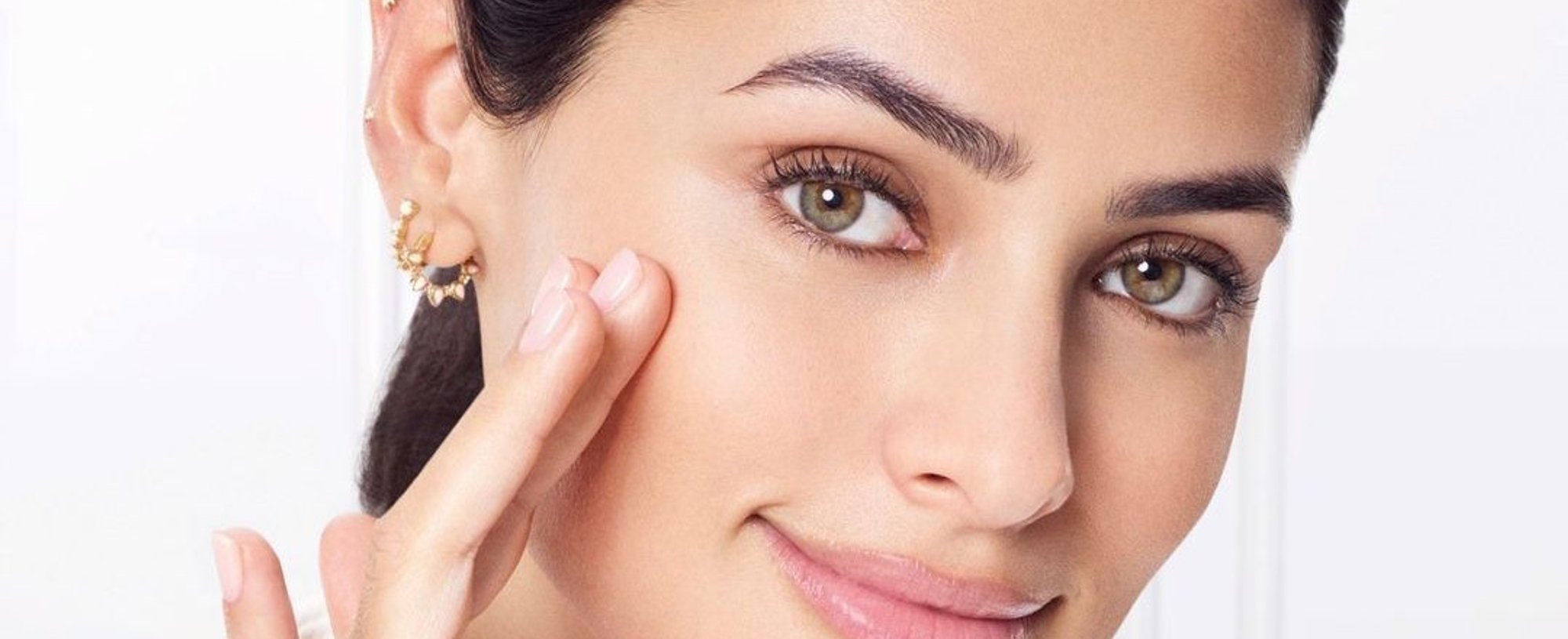 Cómo alisar la piel de la cara | L’Oréal Paris