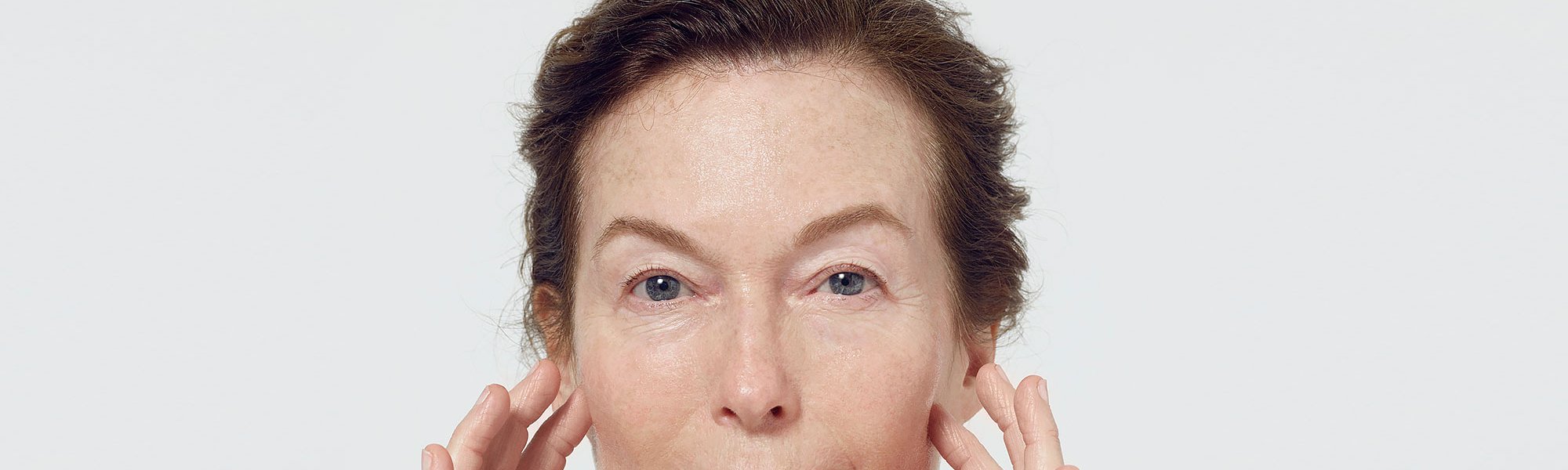 como aplicar contorno ojos correctamente