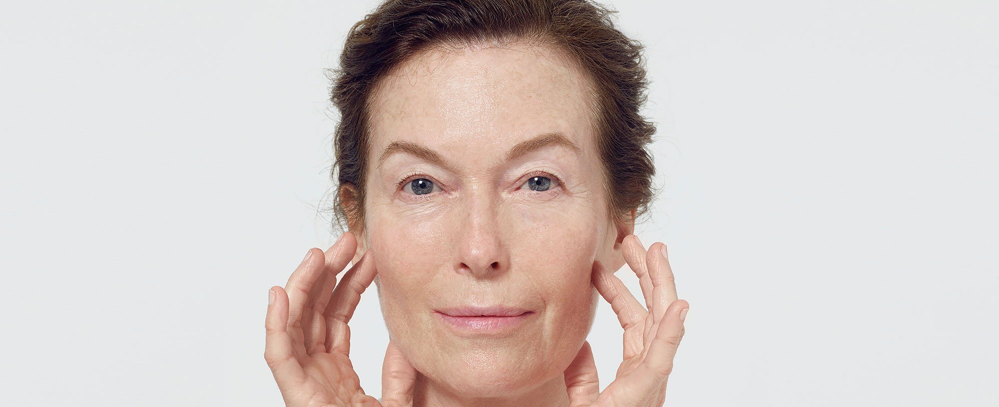 como aplicar contorno ojos correctamente