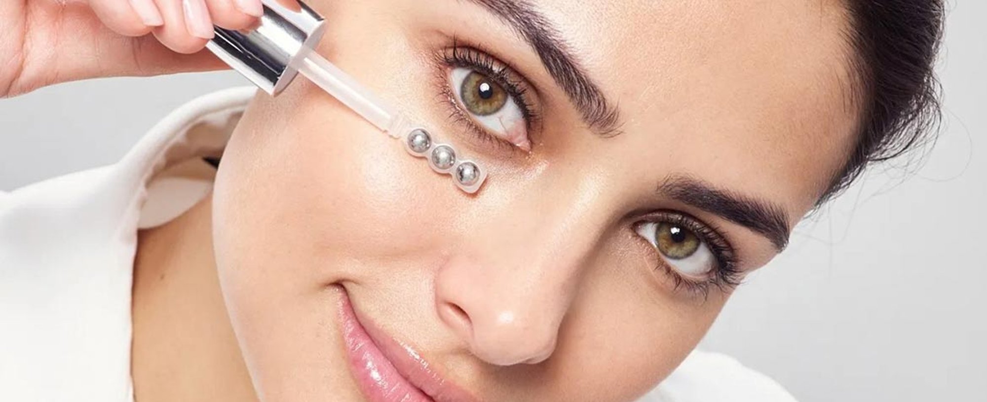 Sérum Revitalift Filler Contorno de ojos con aplicador metálico L’Oréal Paris