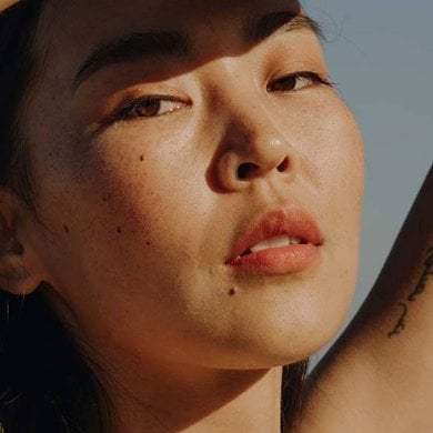 Por qué son indispensables las cremas hidratantes con protección solar| L'Oréal Paris