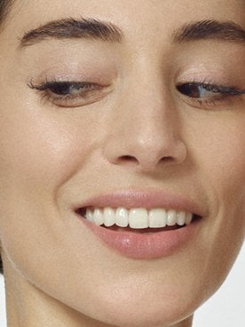 ¿Existe una crema para cada edad? No exactamente, pero en L’Oréal Paris sí que encontrarás una gama de cuidados específica para atender las necesidades concretas de tu piel según su estado.