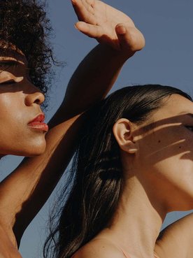 Combina el uso de los productos de Revitalift Laser de L’Oréal Paris con una correcta protección solar para evitar el fotoenvejecimiento de la piel.