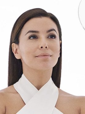 Descubre los ingredientes cosméticos del momento de la mano de la farmacéutica Marta Corbera (@boticiencia) e incorpóralos a tu rutina facial gracias a las distintas gamas destinadas al cuidado de la piel de L’Oréal Paris. ¡Eva Longoria es fan de la línea Revitalift!