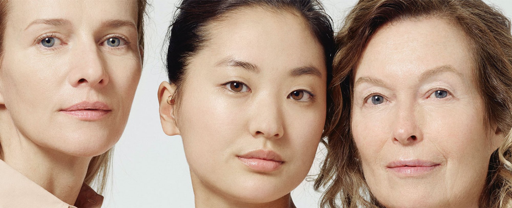 Experimenta en tu propia piel qué es el retinol y sus beneficios de la mano del sérum de noche con retinol puro Revitalift Laser de L’Oréal Paris.