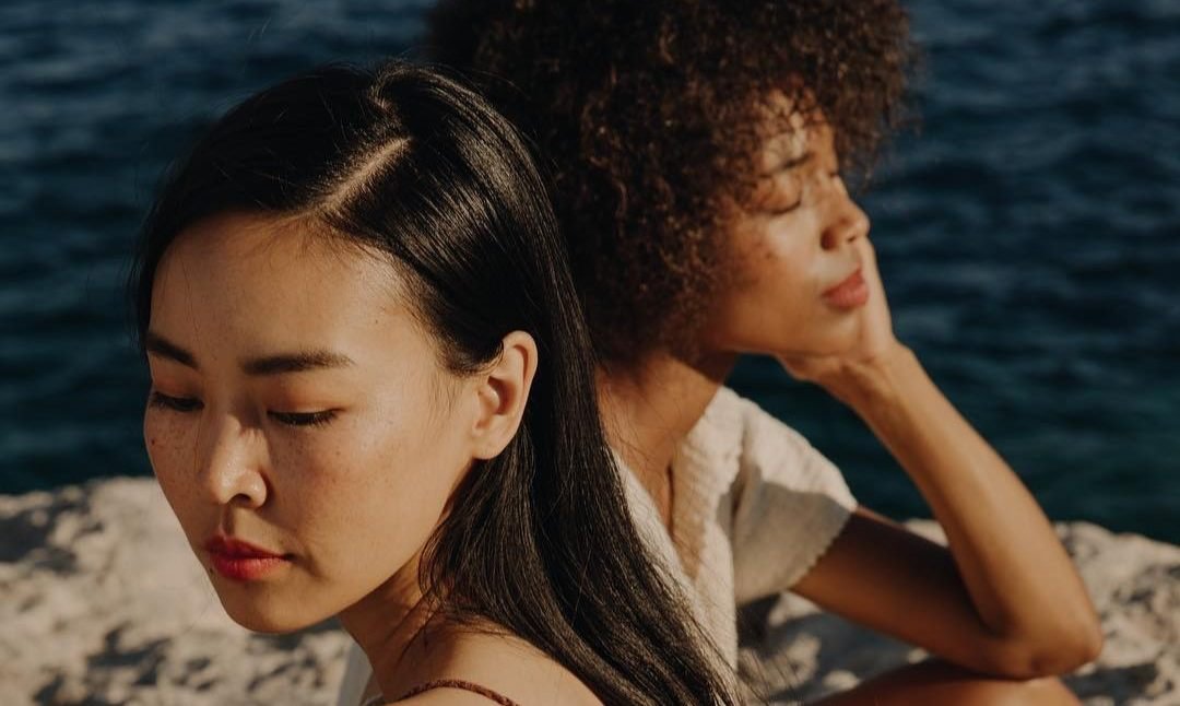 cuidar el pelo teñido en la playa? | L'Oréal Paris