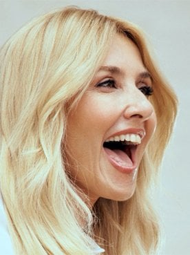 Cómo mantener el pelo rubio teñido puede ser muy sencillo si acudes a gamas específicas como Elvive Color Vive y Elvive Color Vive Violeta de L’Oréal Paris.