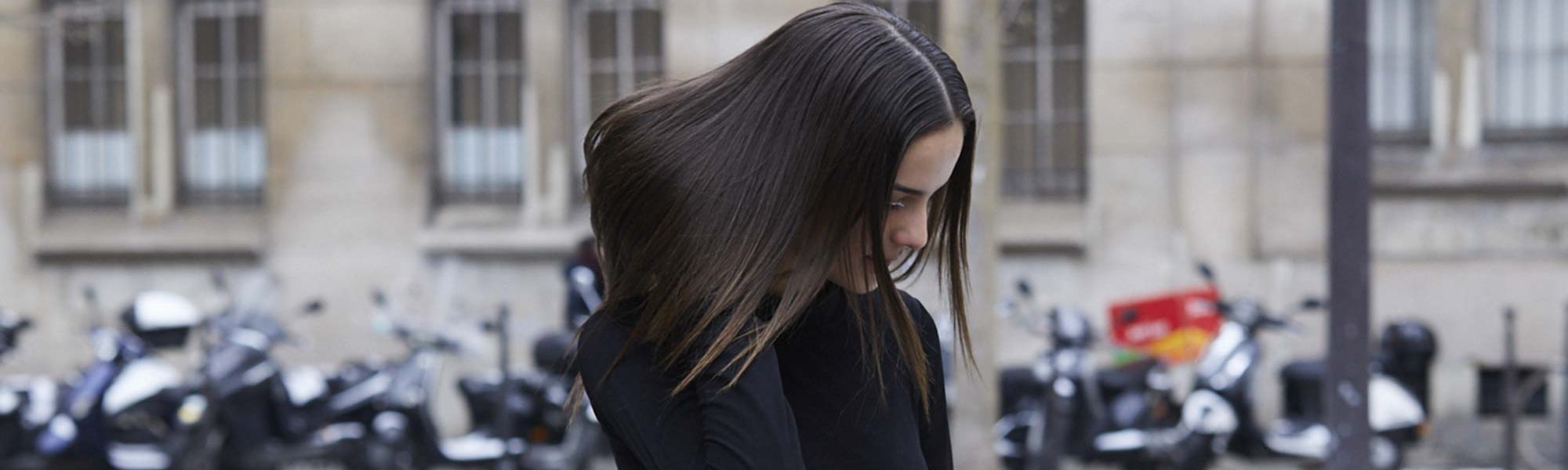 Sigue estos consejos si tienes el pelo graso y conseguirás que aguante limpio más tiempo.