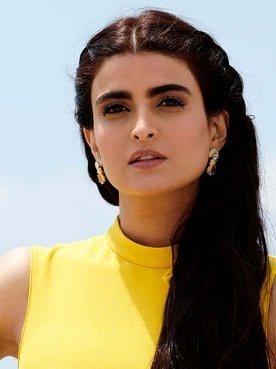 Descubre los trucos más cotizados para tener un pelo sano de la mano de los productos de cuidado capilar de Elvive de L’Oréal Paris.