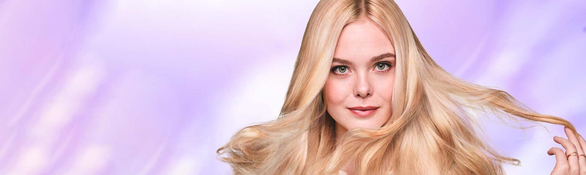 ¿Quieres empezar un tratamiento de ácido hialurónico para tu pelo en casa? Pues no lo dudes y acude a la gama Elvive Hidra [Hialurónico] de L’Oréal Paris. ¡Cuerpo e hidratación inmediata para tu melena!