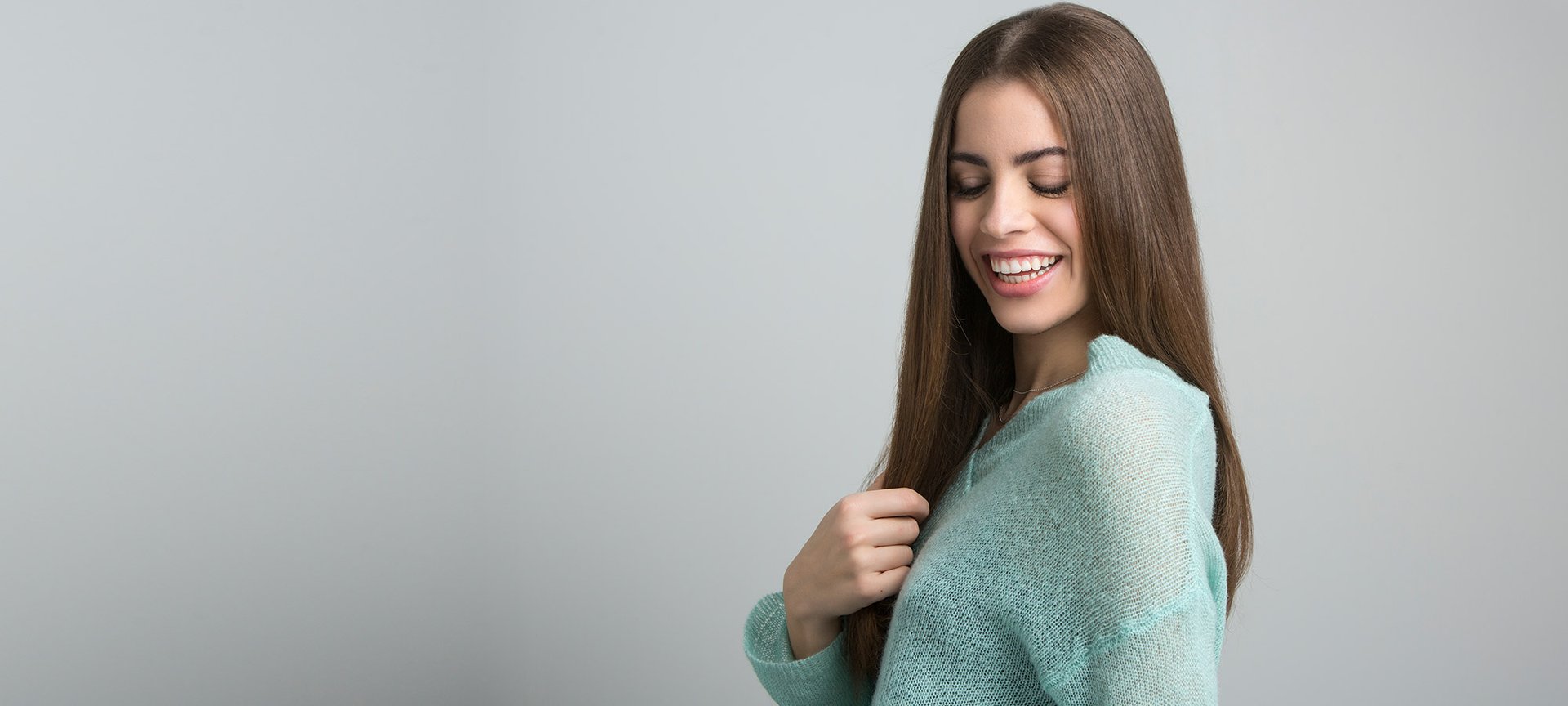 El pelo encrespado encuentra el mejor aliado sin salir de casa con Elvive Liso Keratina.