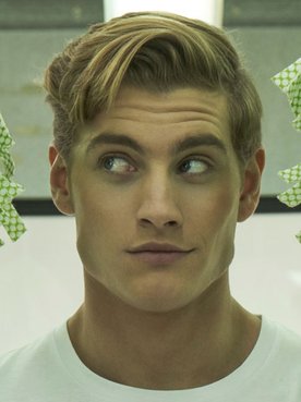 Plántale cara al acné en hombres con la gama de limpieza y cuidado Pure Carbon de L’Oréal Men Expert.