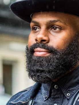 Usa los productos de Barber Club de L’Oréal Men Expert para dejarte la barba larga con aspecto cuidado y suave.