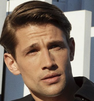 Este verano 2021 no se te va a escapar ningún peinado de hombre que te propongas gracias a las distintas gamas de fijación de L’Oréal Men Expert.