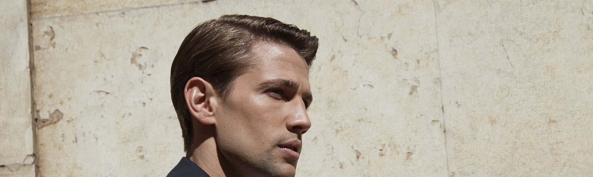 Tú también podrás hacerte las rayas de pelo para hombre más de moda con los productos de fijación de L’Oréal Men Expert.