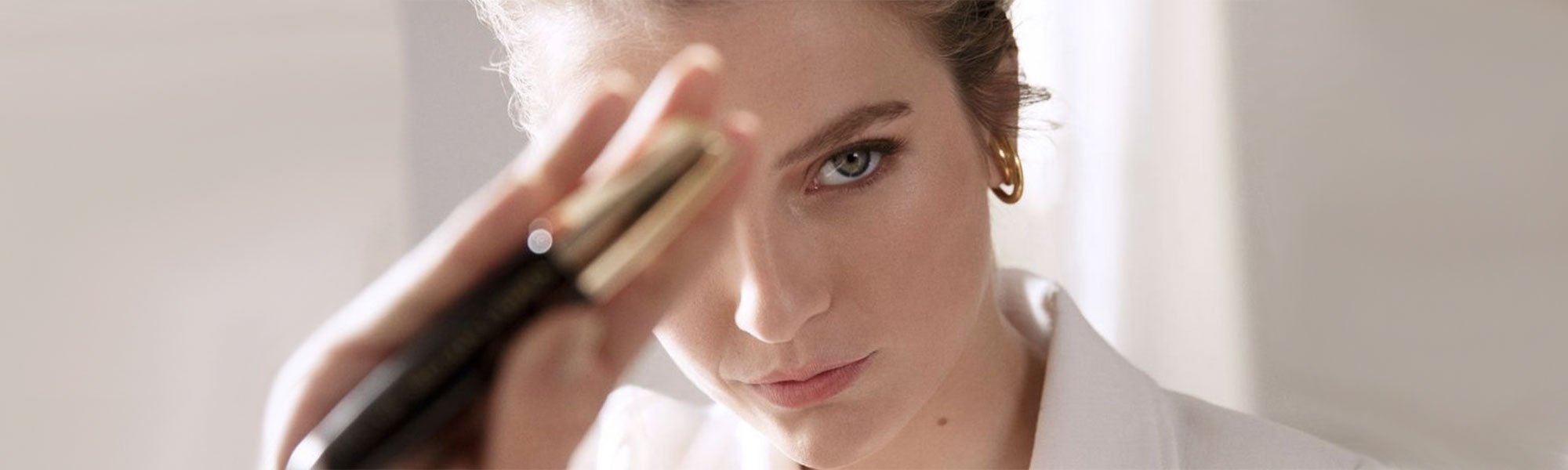 Cómo cuidar tus pestañas depende mucho del producto al que acudes cuando te las maquillas. Con la nueva máscara de pestañas Volume Million Lashes Balm Noir de L’Oréal Paris estarás en muy buenas manos.