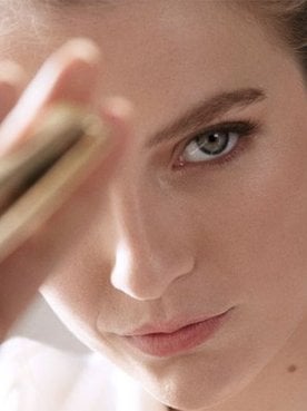 Cómo cuidar tus pestañas depende mucho del producto al que acudes cuando te las maquillas. Con la nueva máscara de pestañas Volume Million Lashes Balm Noir de L’Oréal Paris estarás en muy buenas manos.