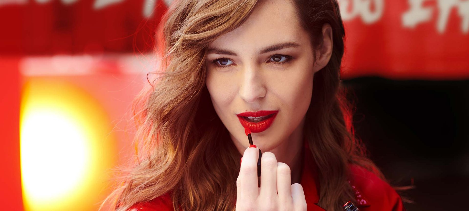 Celebramos el Día del Pintalabios animándote a descubrir los tonos que mejor te sientan de las gamas de pintalabios de L’Oréal Paris. 