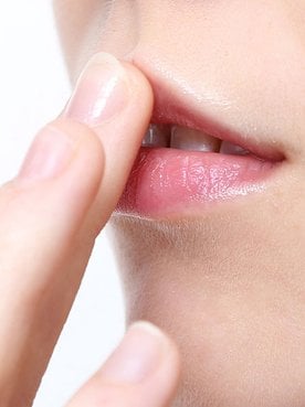 Hidratar Labios Maquillaje Image Hero 2