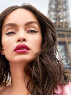 Cómo hacer un maquillaje para boda de día paso a paso con los cosméticos más favorecedores | L'Oréal Paris