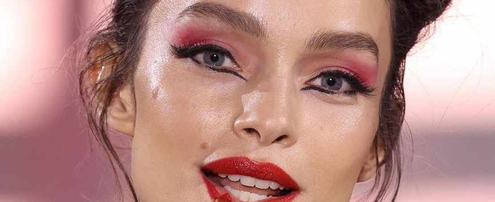 Cómo hacer maquillaje de Harley Quinn para Halloween | L'Oréal Paris