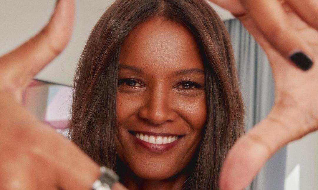 Maquillaje para ojos hinchados paso a paso| L'Oréal Paris