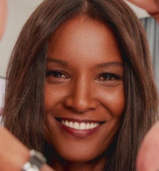 Maquillaje para ojos hinchados paso a paso| L'Oréal Paris
