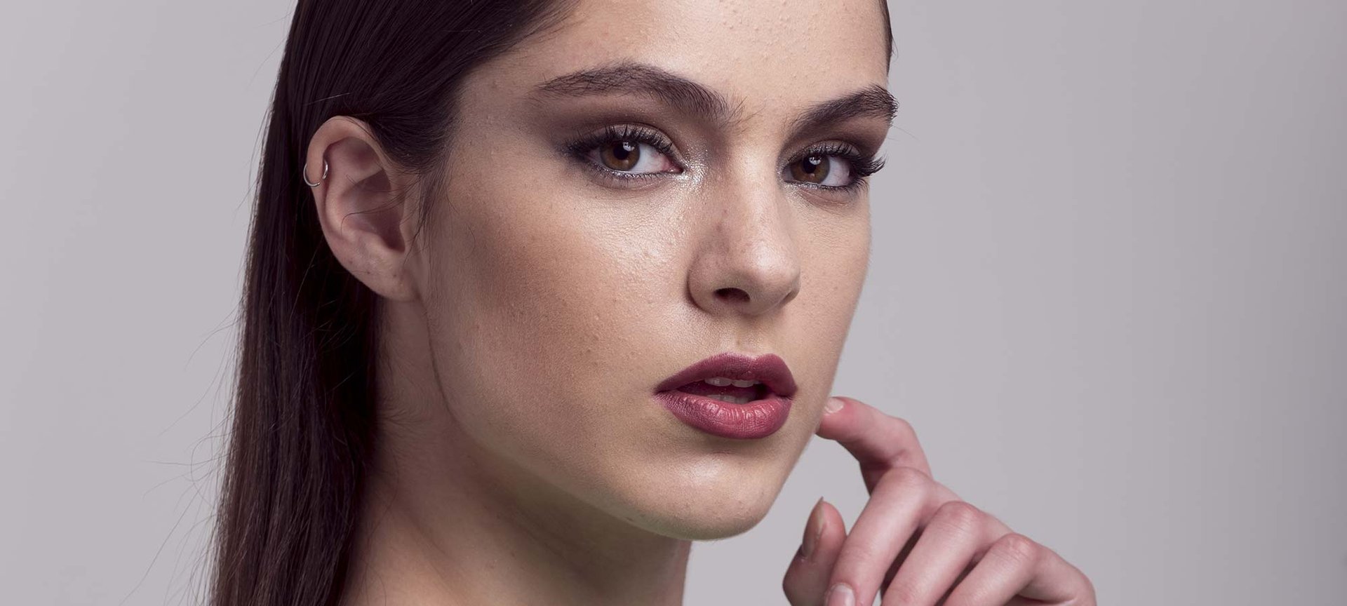 Ojos pequeños: ¡maquíllalos así! | L'Oréal Paris Ojos pequeños: ¡maquíllalos así! | L'Oréal Paris