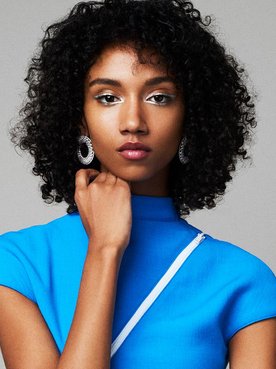maquillaje para vestido azul