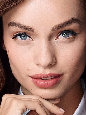 Cómo es el maquillaje para pieles sensibles con rojeces | L'Oréal Paris