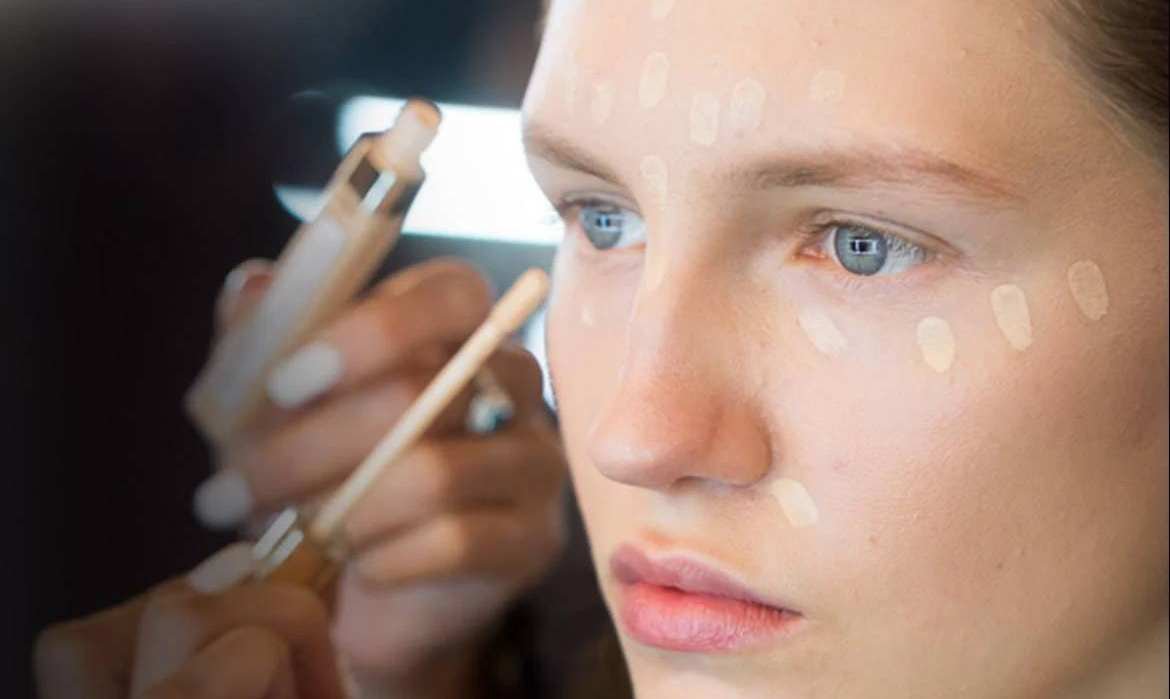 Paso a paso de maquillaje para poros abiertos | L'Oréal Paris